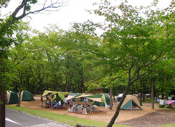 鏡ヶ成キャンプ場（休暇村 奥大山）