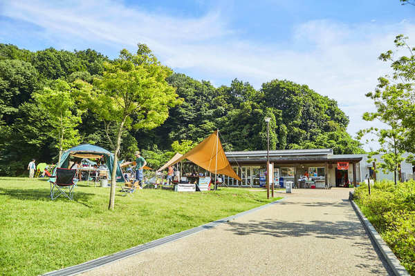 会場