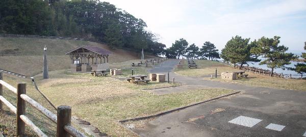 キャンプ場