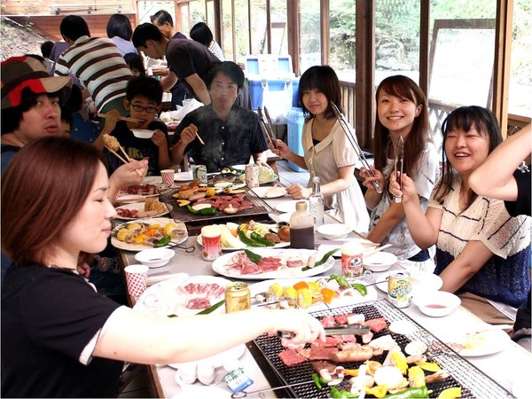 みんなでワイワイ楽しくBBQ