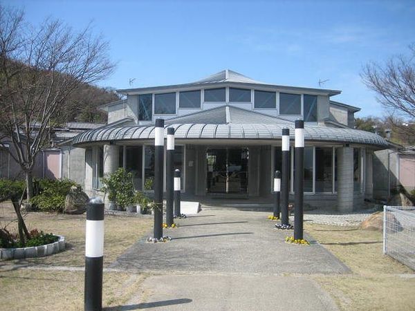 本館外観