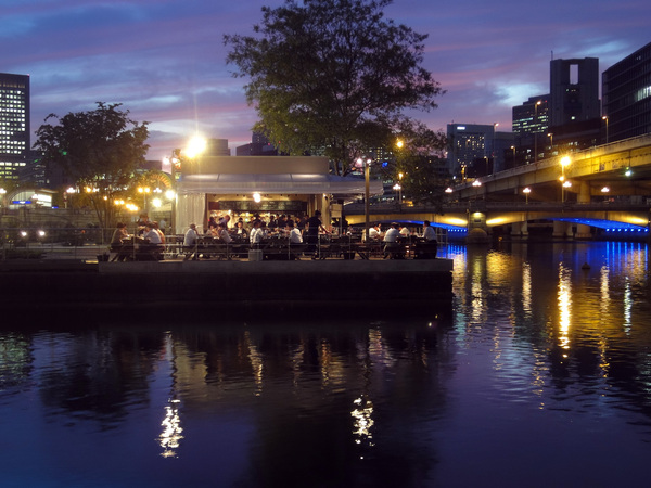 “R”RIVERSIDE GRILL&BEER GARDEN