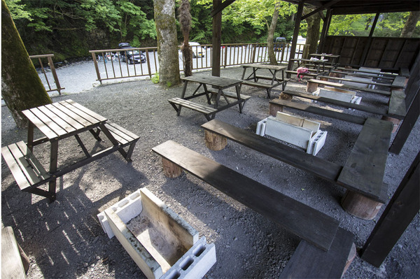 バーベキュー場