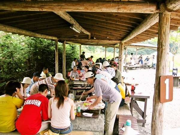 山里バーベキュー場