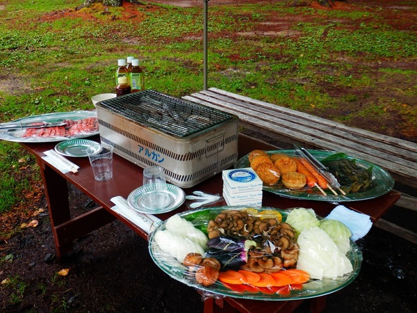 キャンプサイトでBBQ