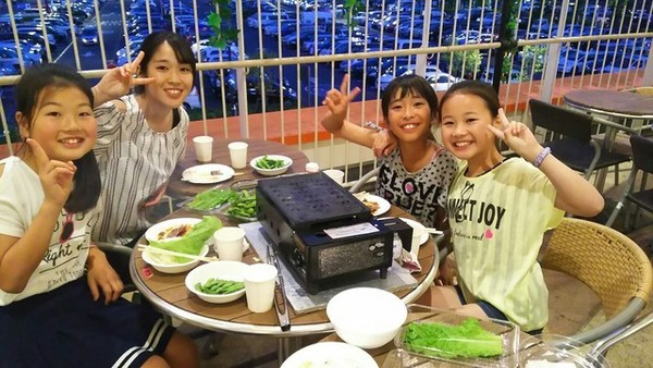 楽しいひと時ハイポーズ