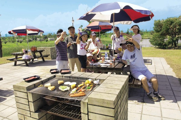 舞洲BBQガーデン・オーチャードグラス