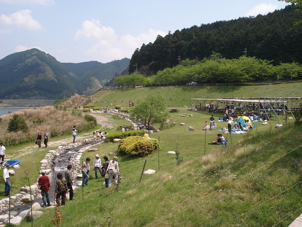 あいの森ふれあい公園青土ダムエコーバレイ