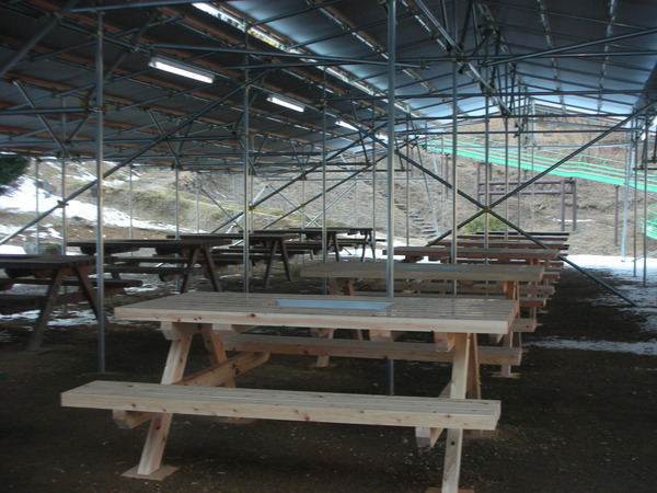 屋根付きバーベキュー場