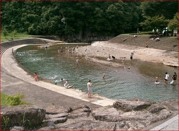 河川プール
