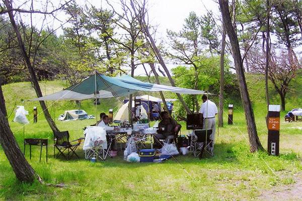 キャンプ風景