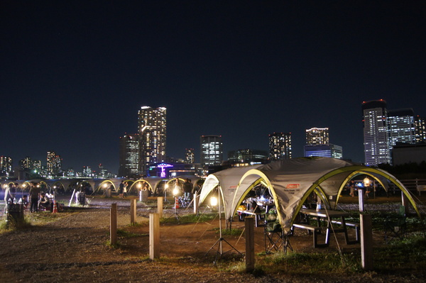 夜のBBQサイト