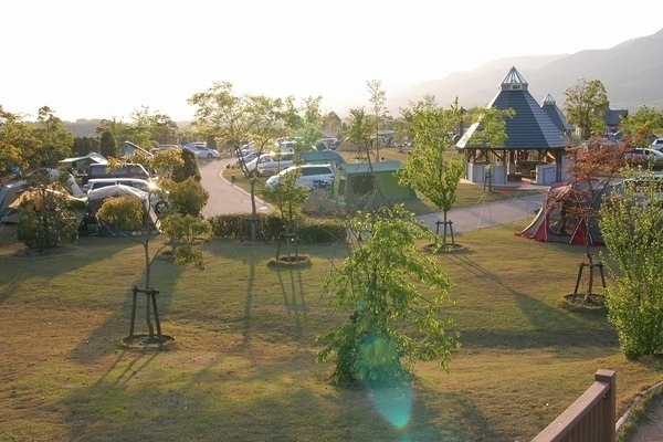 キャンプ風景