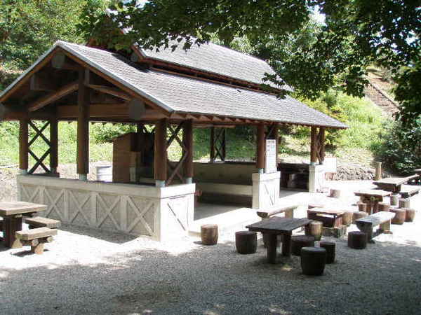 徳島県立神山森林公園イルローザの森