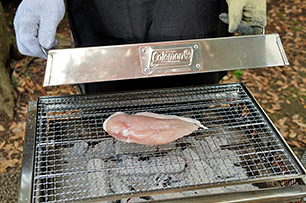 炭火焼き鶏ムネの梅肉和え_行程1