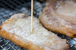 サルティン・ボッカ風BBQポークステーキ_行程2