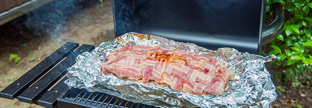 アメリカンオーブングリルで話題のBBQベーコンエクスプロージョンをやってみた
