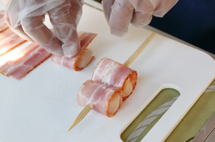 ホタテのベーコンバター串_行程1